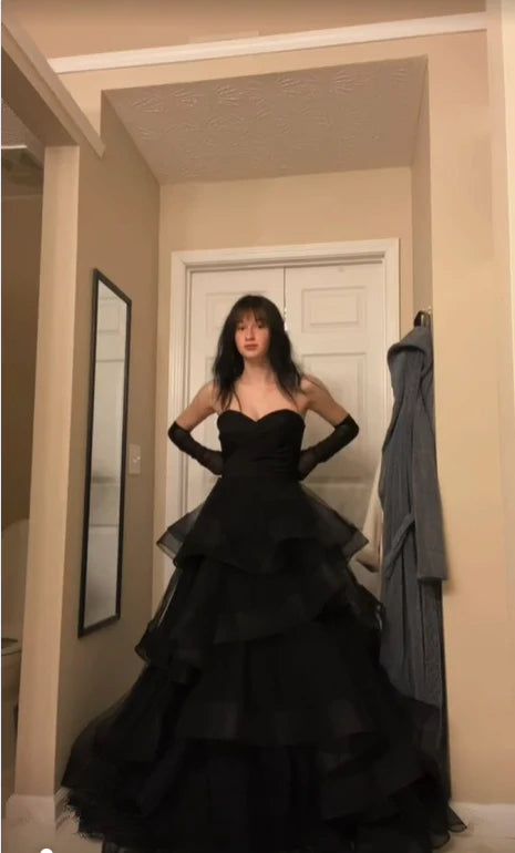 A Line Sweetheart Neck Black Tiered Tulle Long Prom Dress Evening Dress